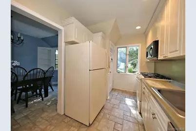 1315 Langdon Lane, Mamaroneck, NY 10543 - Photo 13