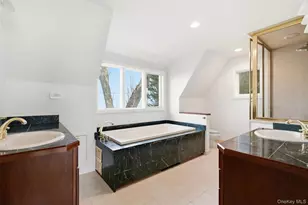 391 Asharoken Ave, Northport, NY 11768 - Photo 19