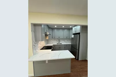 60-03 56th Road Road #3, Maspeth, NY 11378 - Photo 9