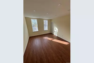 60-03 56th Road Road #3, Maspeth, NY 11378 - Photo 19