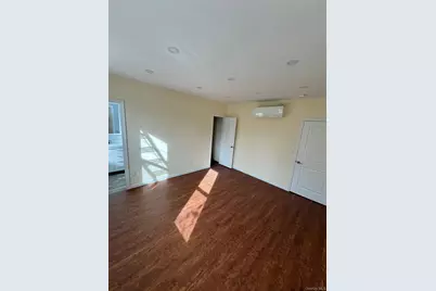60-03 56th Road Road #3, Maspeth, NY 11378 - Photo 17