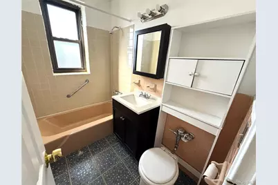 143 Bruce Avenue #3G, Yonkers, NY 10705 - Photo 5