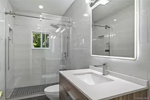 147 Pauls Path, Coram, NY 11727 - Photo 29