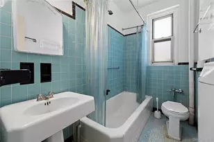 44-10 Ketcham St, Elmhurst, NY 11373 - Photo 17