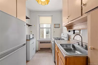 44-10 Ketcham Street #3A, Elmhurst, NY 11373 - Photo 11
