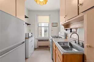 44-10 Ketcham St, Elmhurst, NY 11373 - Photo 11