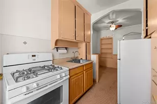 44-10 Ketcham St, Elmhurst, NY 11373 - Photo 13