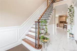 45 Meeting Ln, Hicksville, NY 11801 - Photo 5
