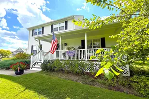41 W Deer Trail, Pawling, NY 12564 - Photo 3