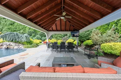 10 Meadow Glen Road, Northport, NY 11768 - Photo 47