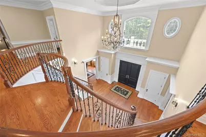 10 Meadow Glen Road, Northport, NY 11768 - Photo 25