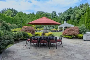 10 Meadow Glen Rd, Northport, NY 11768 - Photo 49
