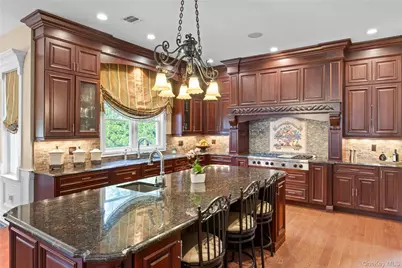 10 Meadow Glen Road, Northport, NY 11768 - Photo 15