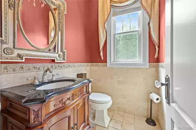 10 Meadow Glen Road, Northport, NY 11768 - Photo 23