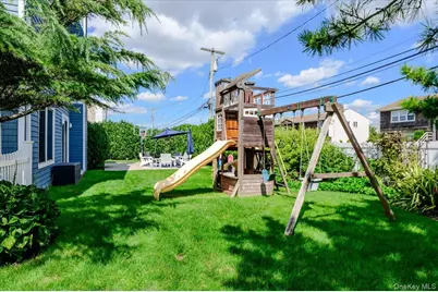 2064 Pacific Boulevard, Atlantic Beach, NY 11509 - Photo 29