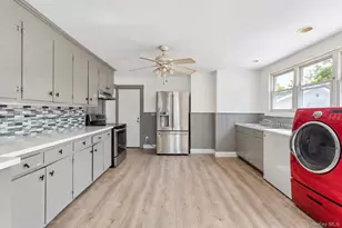 116 St Johns St, Central Islip, NY 11722 - Photo 7