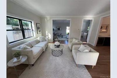 110 Stella Court, Lynbrook, NY 11563 - Photo 3