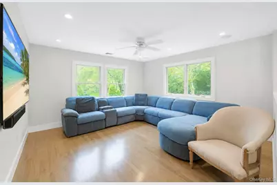 15 Dillon Drive, Dix Hills, NY 11746 - Photo 9