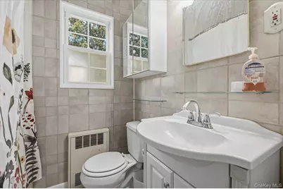 177 Toronto Avenue, Massapequa, NY 11758 - Photo 11
