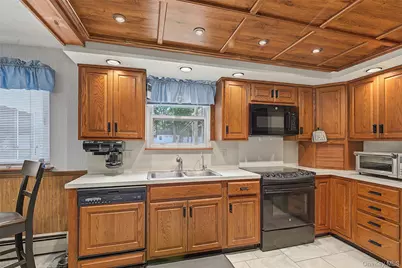 105 Nathan Drive, Bohemia, NY 11716 - Photo 11