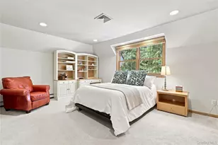 9 Swan Pl, Saint James, NY 11780 - Photo 29