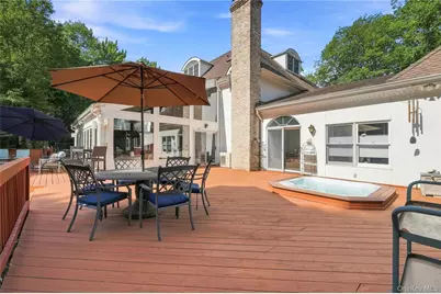 9 Swan Place, Saint James, NY 11780 - Photo 41