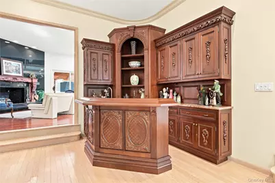 9 Swan Place, Saint James, NY 11780 - Photo 17
