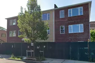 1416 Oakley St, Bronx, NY 10469 - Photo 3
