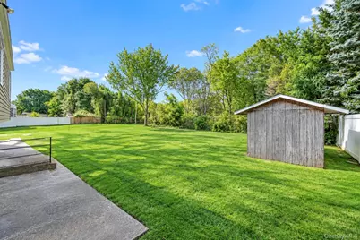 25 Marlboro Drive, Port Jefferson Station, NY 11776 - Photo 11