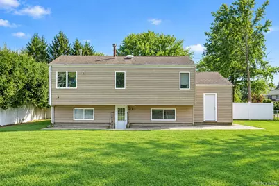 25 Marlboro Drive, Port Jefferson Station, NY 11776 - Photo 9