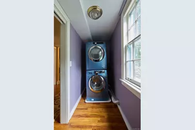 1641 Northern Boulevard, Roslyn, NY 11576 - Photo 15