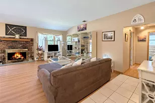 1 Lisa Ln, Port Jefferson Station, NY 11776 - Photo 3