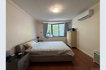 136-46 41st Avenue #2F, Flushing, NY 11355 - Photo 5