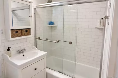 1840 Tomlinson Avenue, Bronx, NY 10461 - Photo 9