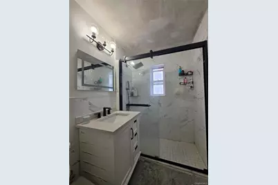 2570 Pearsall Avenue, Bronx, NY 10469 - Photo 15