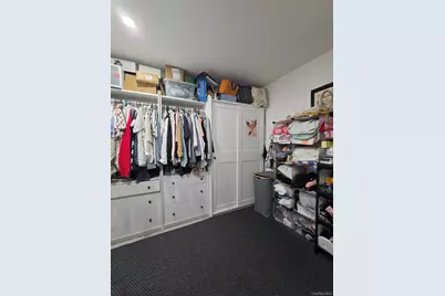 2570 Pearsall Avenue, Bronx, NY 10469 - Photo 9