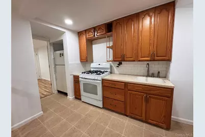 1245 Rhinelander Avenue, Bronx, NY 10461 - Photo 5