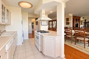270-10 Grand Central Pkwy, Floral Park, NY 11005 - Photo 9