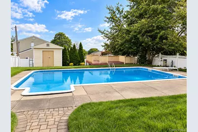 2 Carol Avenue, Farmingville, NY 11738 - Photo 11