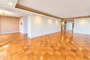 27010 Grand Central, Floral Park, NY 11005 - Photo 3