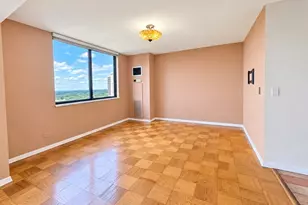27010 Grand Central, Floral Park, NY 11005 - Photo 7