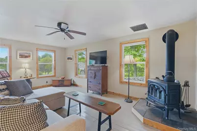 371 Crescent Avenue, Plattekill, NY 12528 - Photo 3