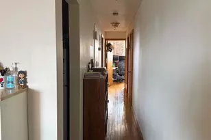 93-18 170th St, Jamaica, NY 11433 - Photo 9