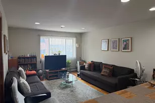 93-18 170th St, Jamaica, NY 11433 - Photo 5