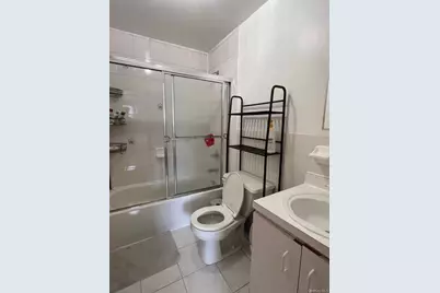 9318 170th Street, Jamaica, NY 11433 - Photo 17