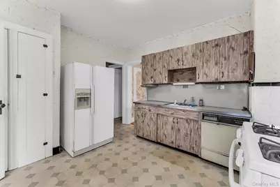 13226 114th Place, Ozone Park, NY 11420 - Photo 15