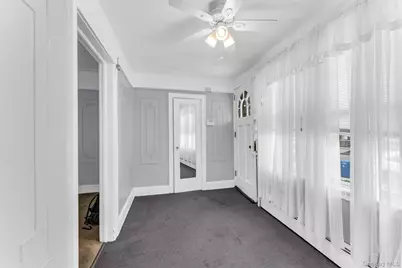 13226 114th Place, Ozone Park, NY 11420 - Photo 5