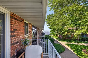 1 Toms Point Ln, Port Washington, NY 11050 - Photo 11