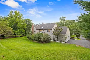 10 Golden Rd, Montebello, NY 10901 - Photo 43