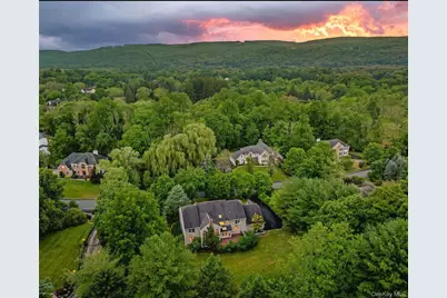 10 Golden Road, Montebello, NY 10901 - Photo 49